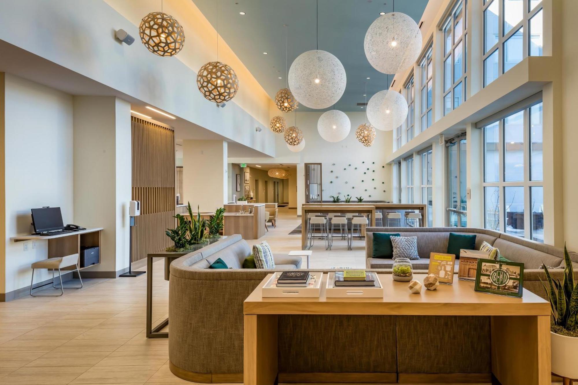 Hotel Element